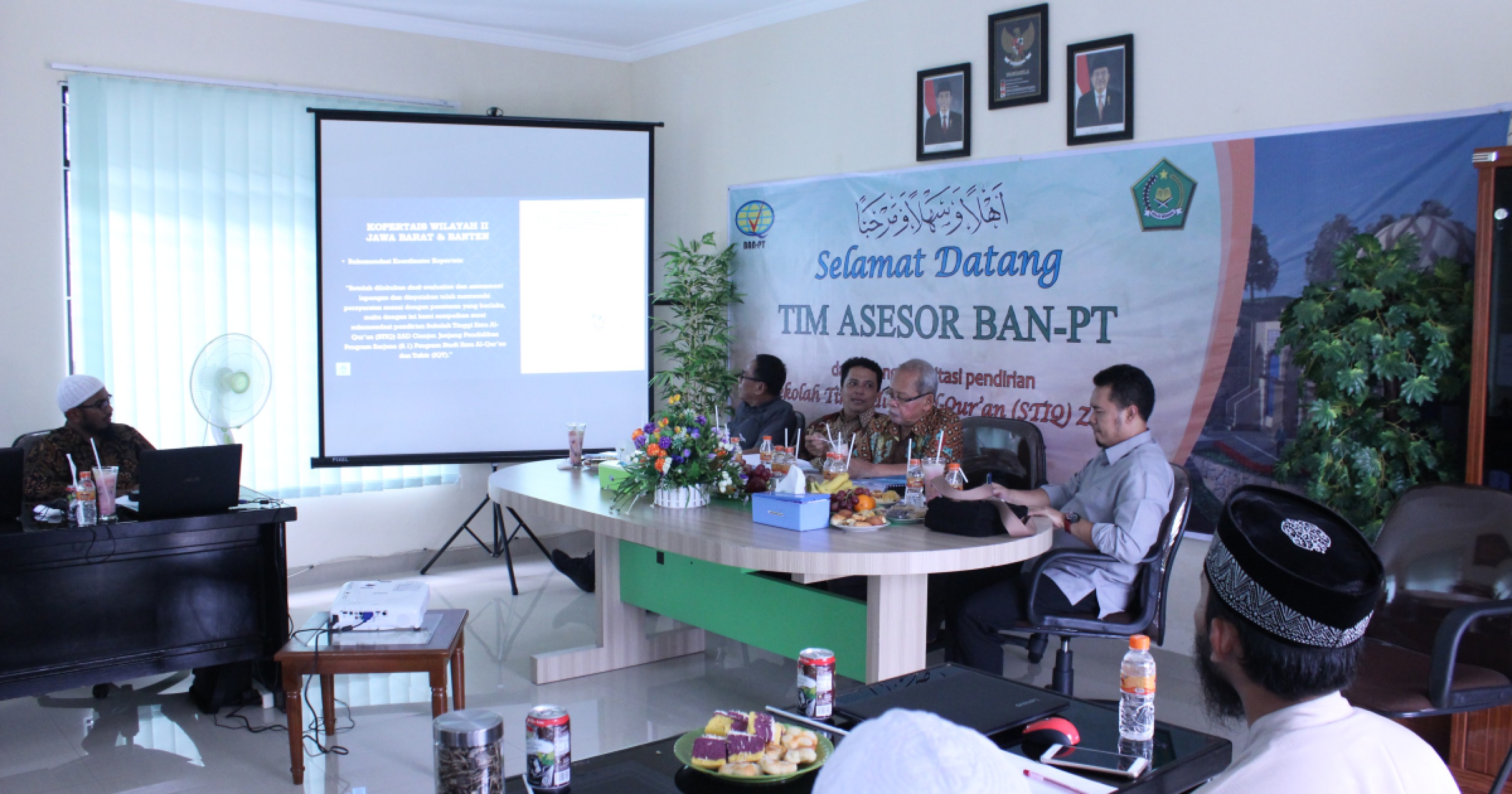 Foto Kegiatan Visitasi Tim Asesor BAN-PT